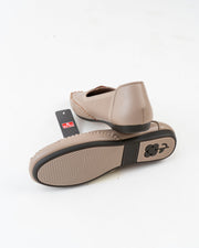 Dr. Shoes Ladies Flat Loafer - Khaki Gold
