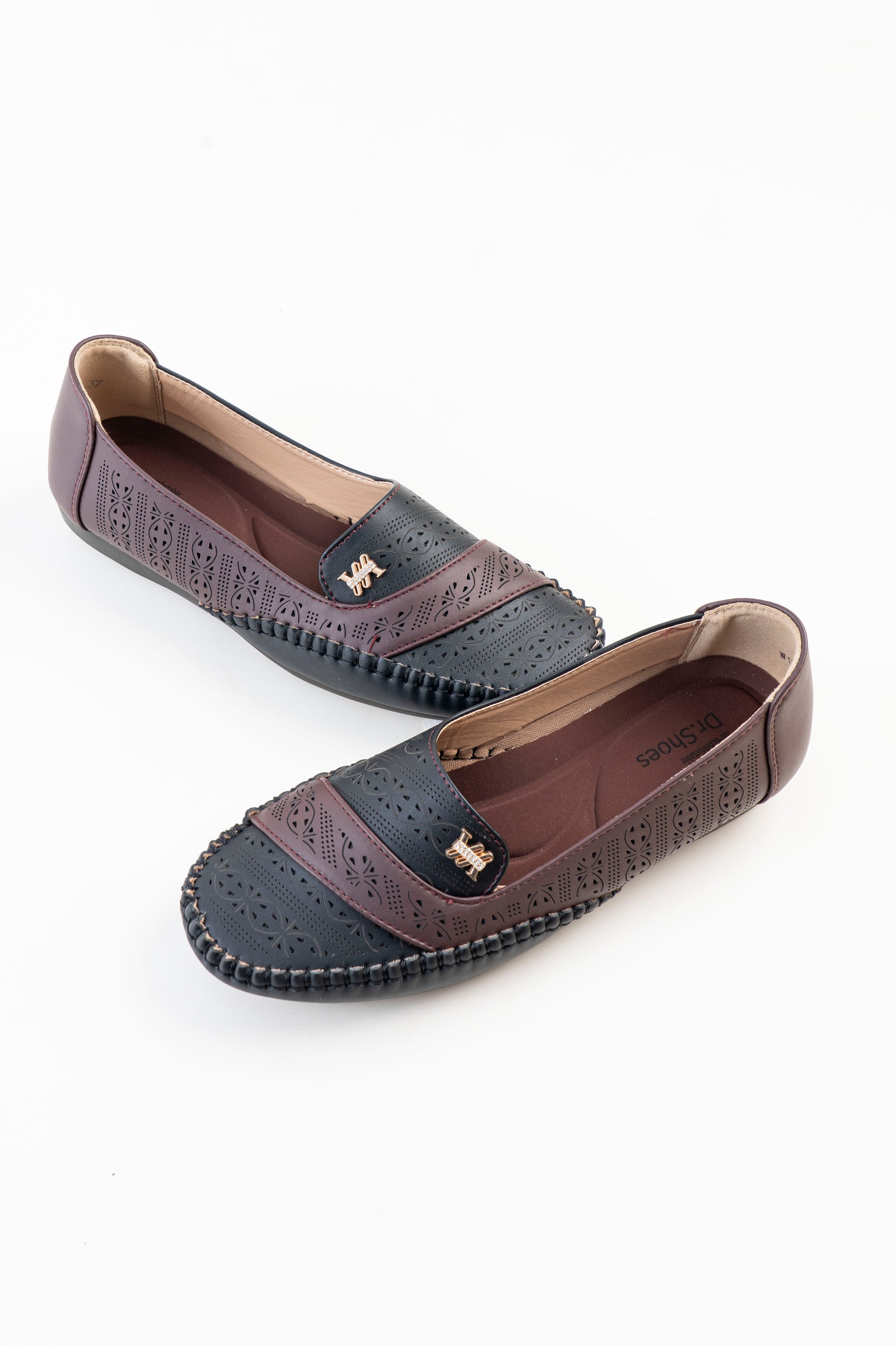 Dr. Shoes Ladies Flat Loafer - Black