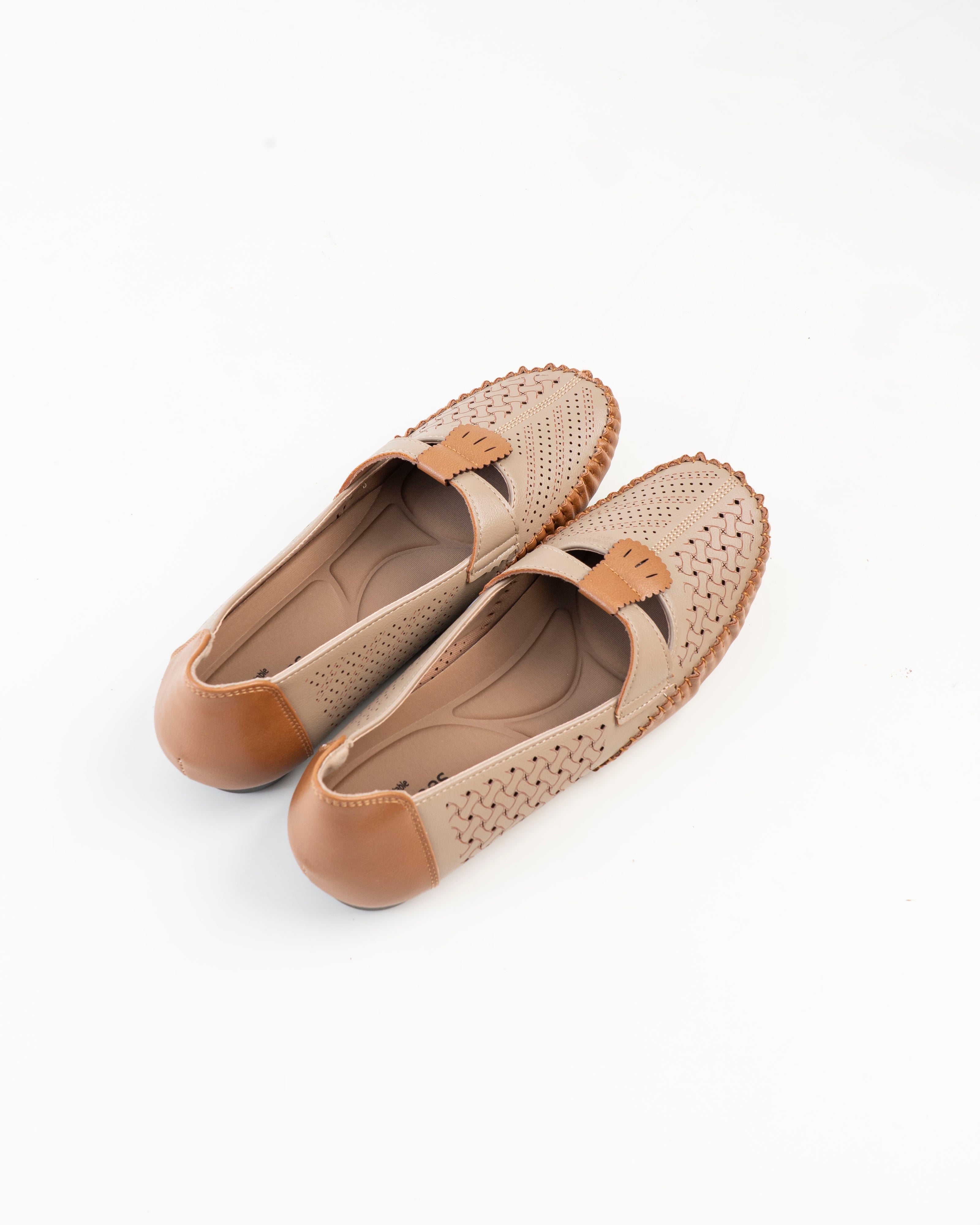Dr. Shoes Ladies Flat Loafer - Khaki
