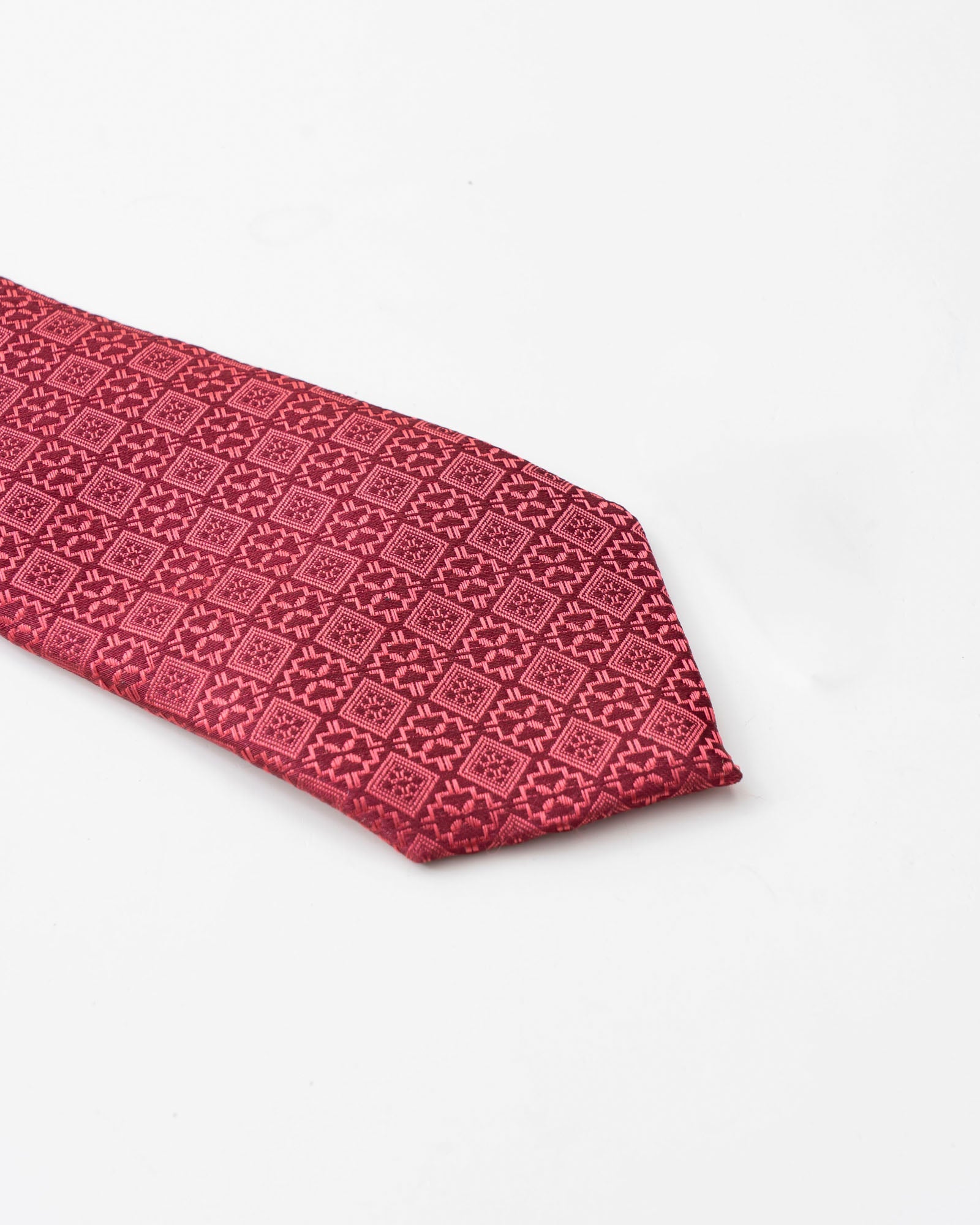 Pink Geometric Patterned Tie Set
