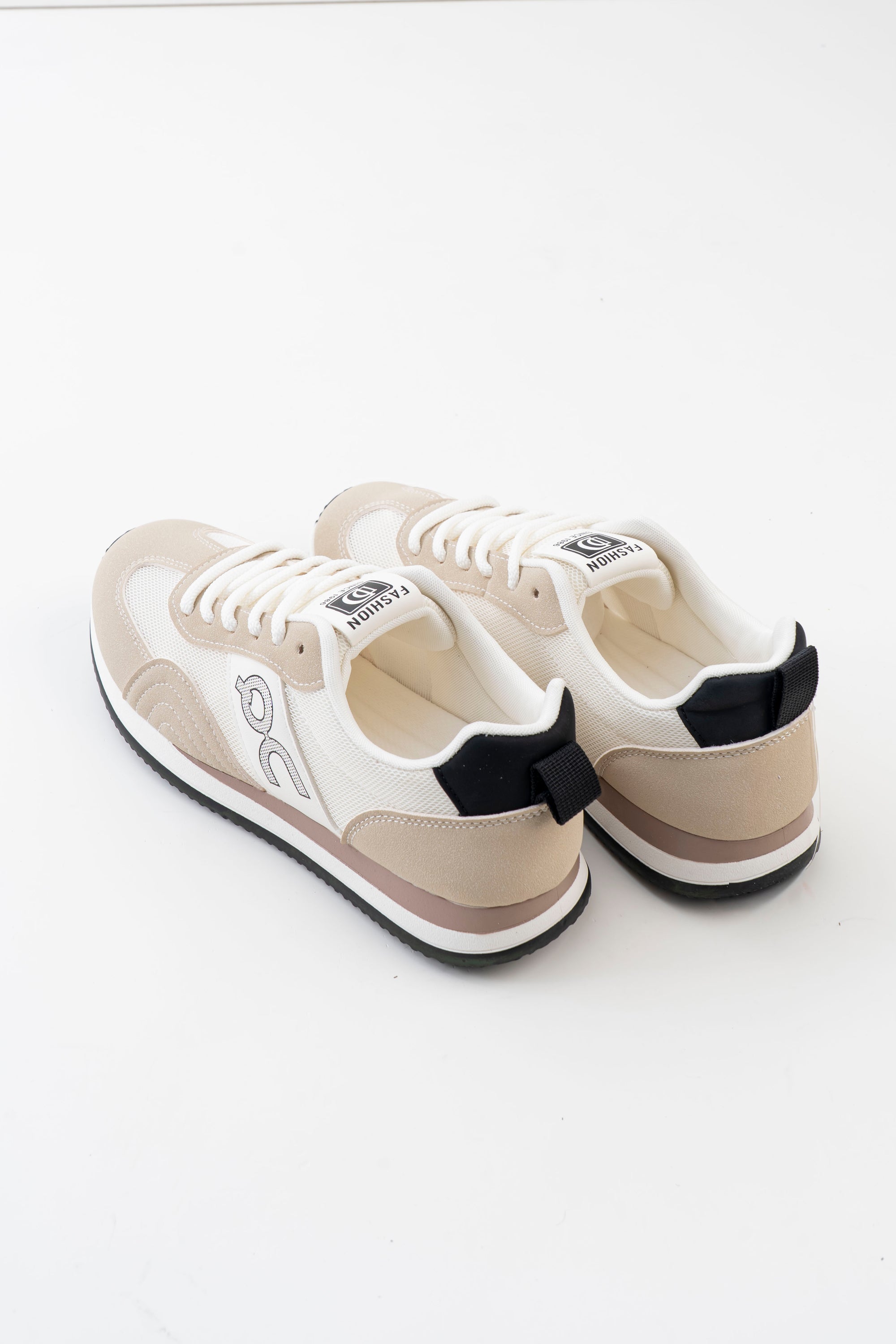Men's Beige & White Retro Lace-Up Sneakers
