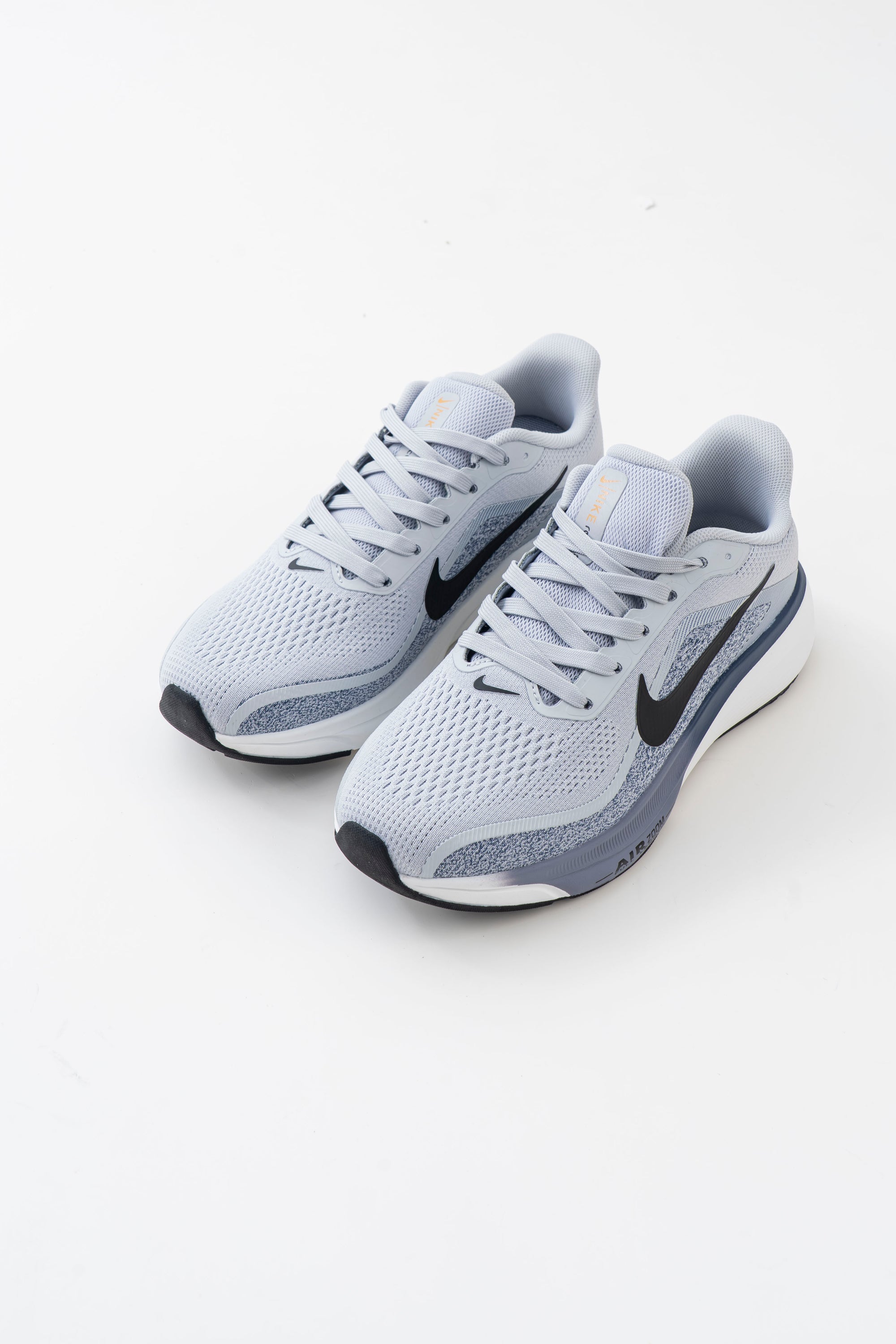 Men's Light Grey Mesh Lace-Up Sneakers with Black Accents