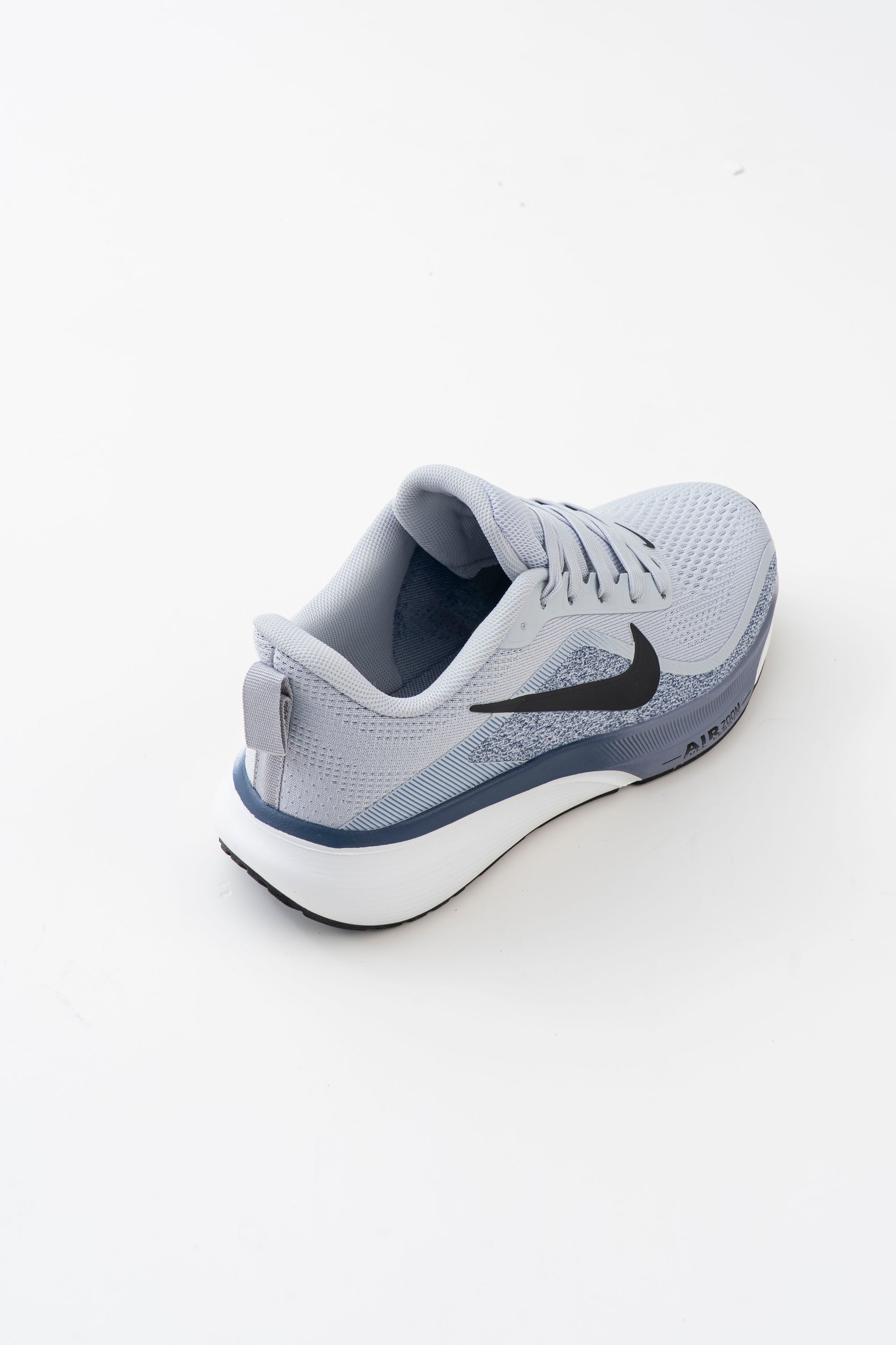 Men's Light Grey Mesh Lace-Up Sneakers with Black Accents