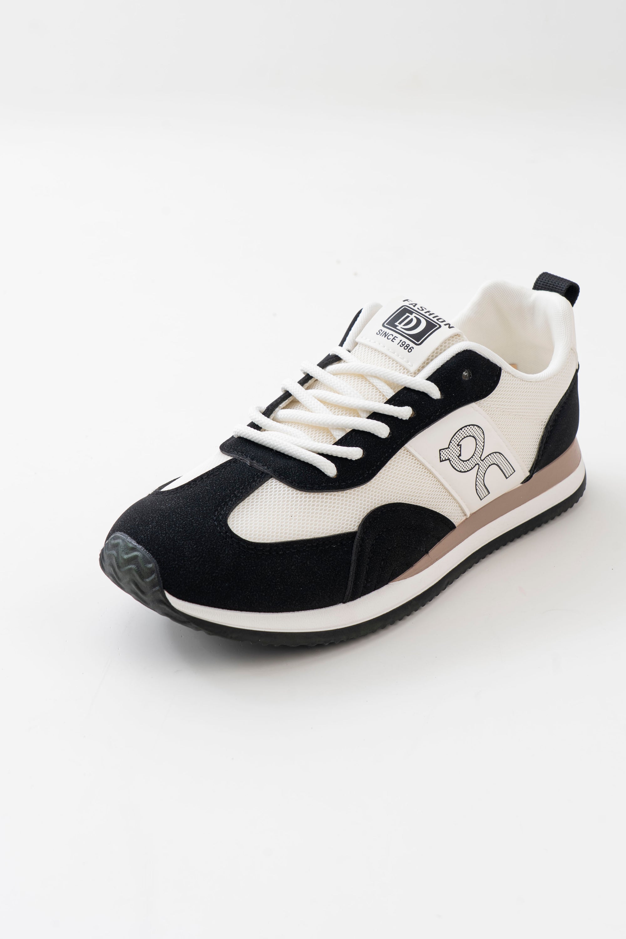 Men's Black & White Retro Lace-Up Sneakers