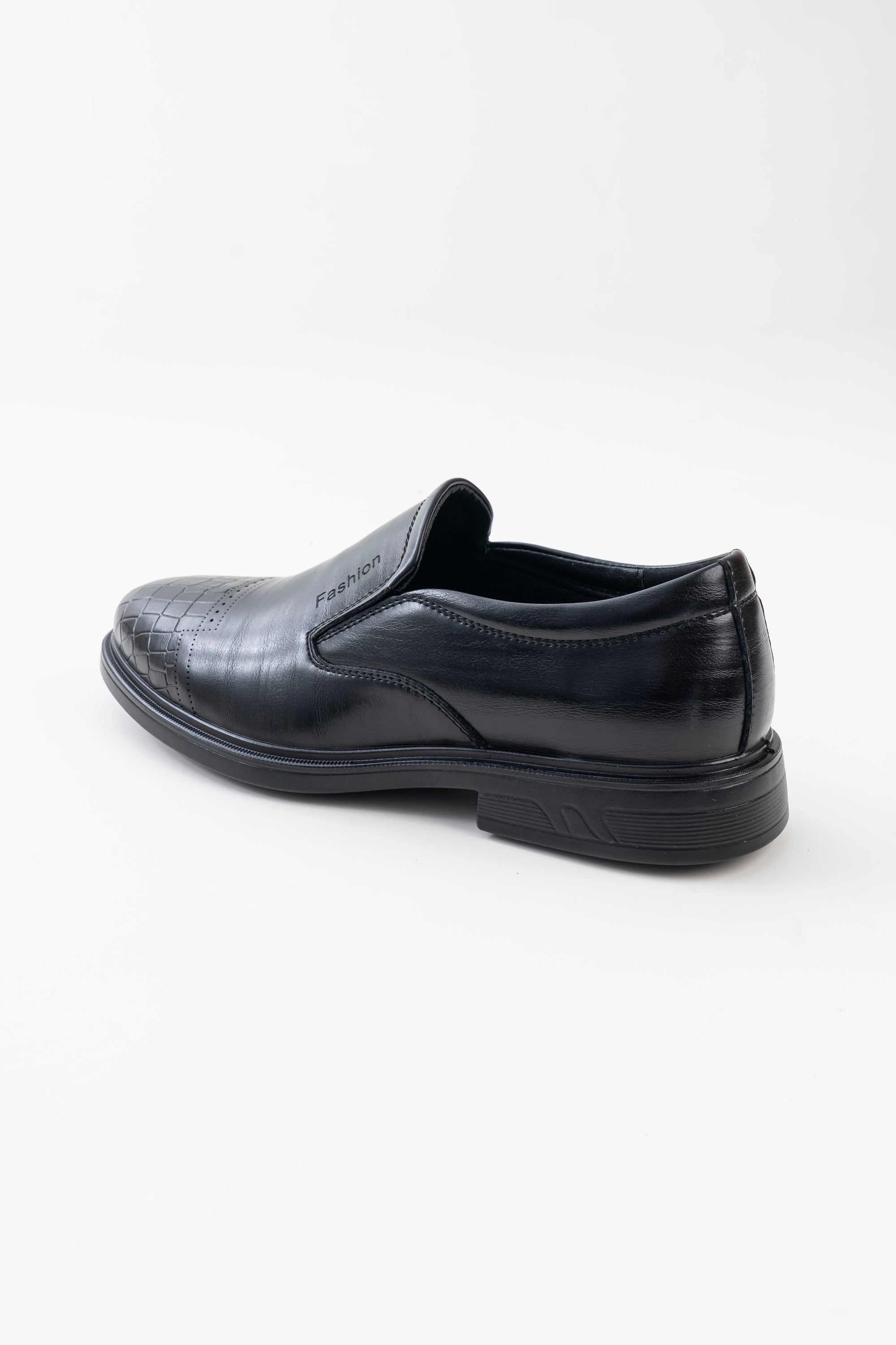 Men's Black Croc-Pattern Slip-On Formal Shoes