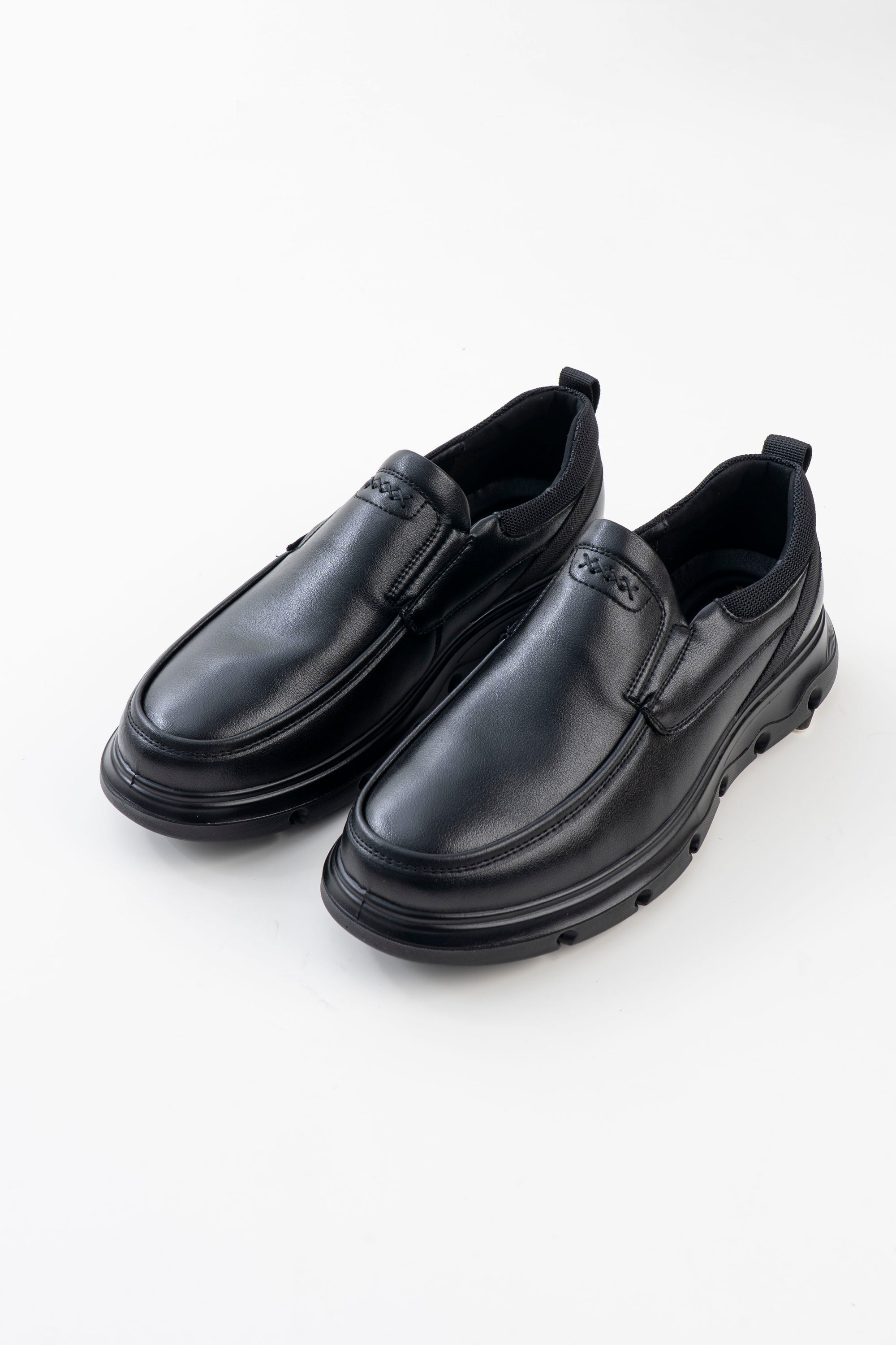 Men's Black Chunky-Sole Slip-On Casual Shoes