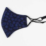 Face mask with ribbon