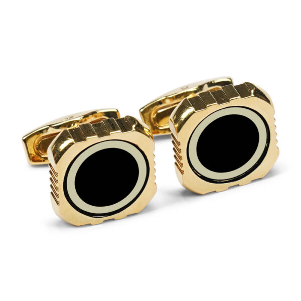 cufflink