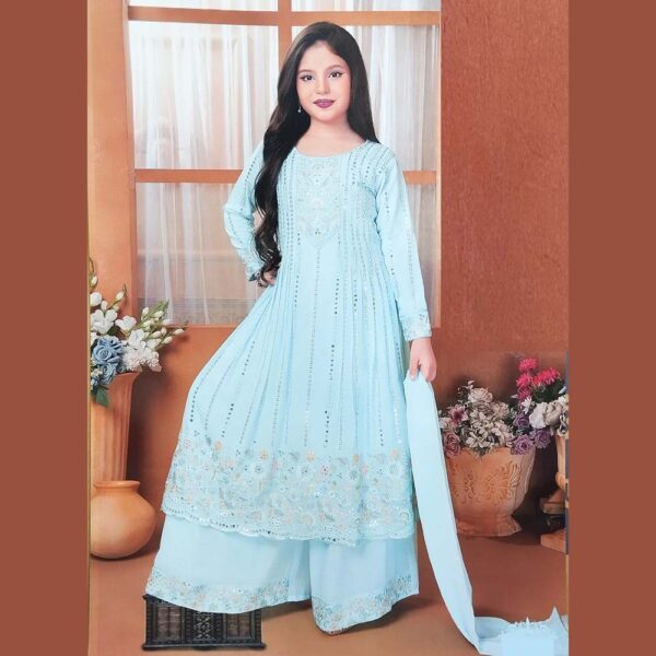 gown