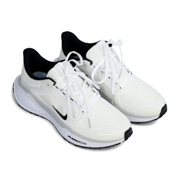 NIKE Men’s Keds